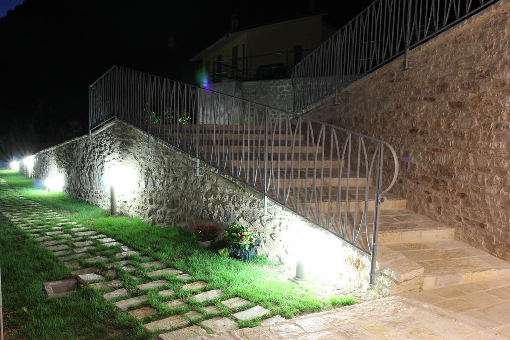 Agriturismo Casale La Palombara Cerreto di Spoleto Exterior photo